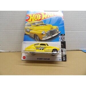 Hot Wheels '47 Chevy Fleetline Yellow Moon Equipped Rod Squad 1:64